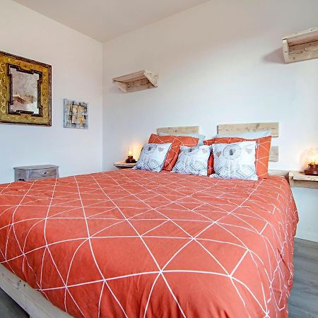 Beautiful And Spacious Holiday Home With P Tanque Court And Countryside Views Somme-Leuze Buitenkant foto