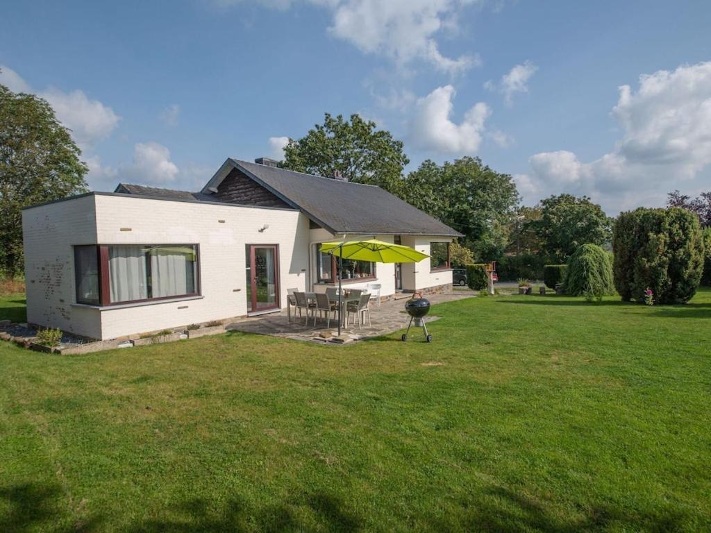 Beautiful And Spacious Holiday Home With P Tanque Court And Countryside Views Somme-Leuze Buitenkant foto
