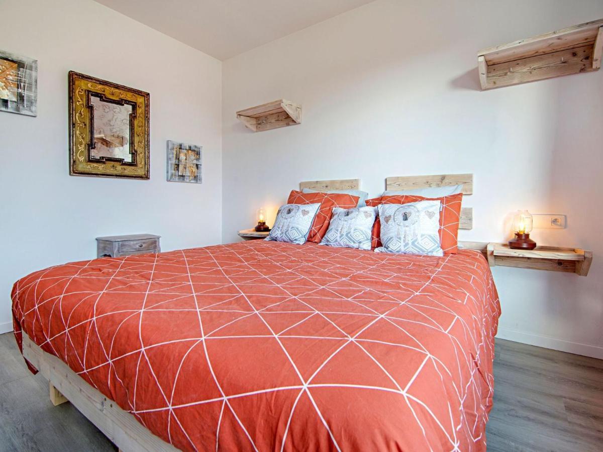 Beautiful And Spacious Holiday Home With P Tanque Court And Countryside Views Somme-Leuze Buitenkant foto
