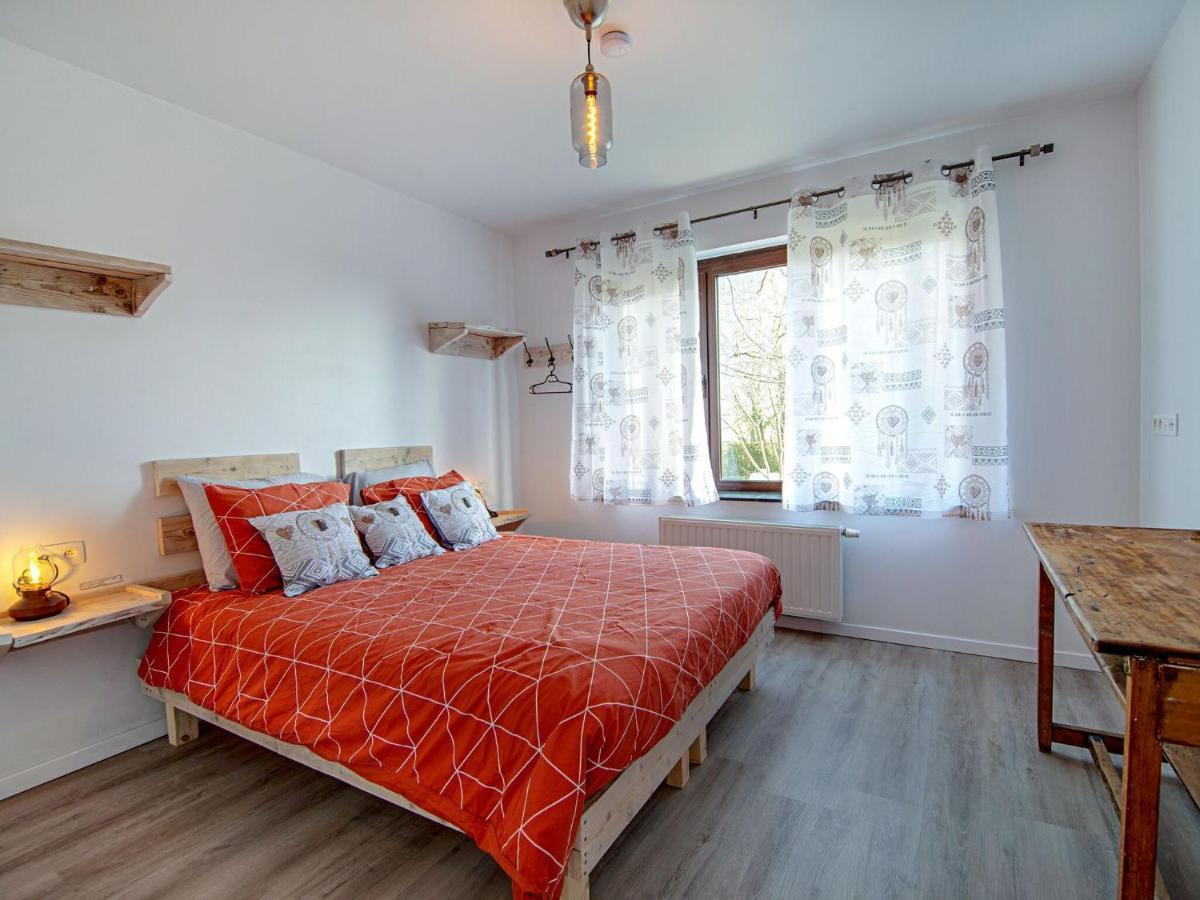 Beautiful And Spacious Holiday Home With P Tanque Court And Countryside Views Somme-Leuze Buitenkant foto