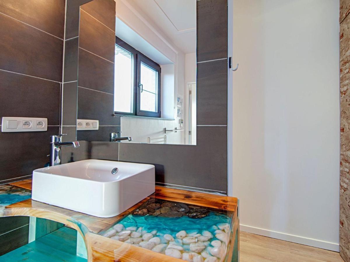 Beautiful And Spacious Holiday Home With P Tanque Court And Countryside Views Somme-Leuze Buitenkant foto